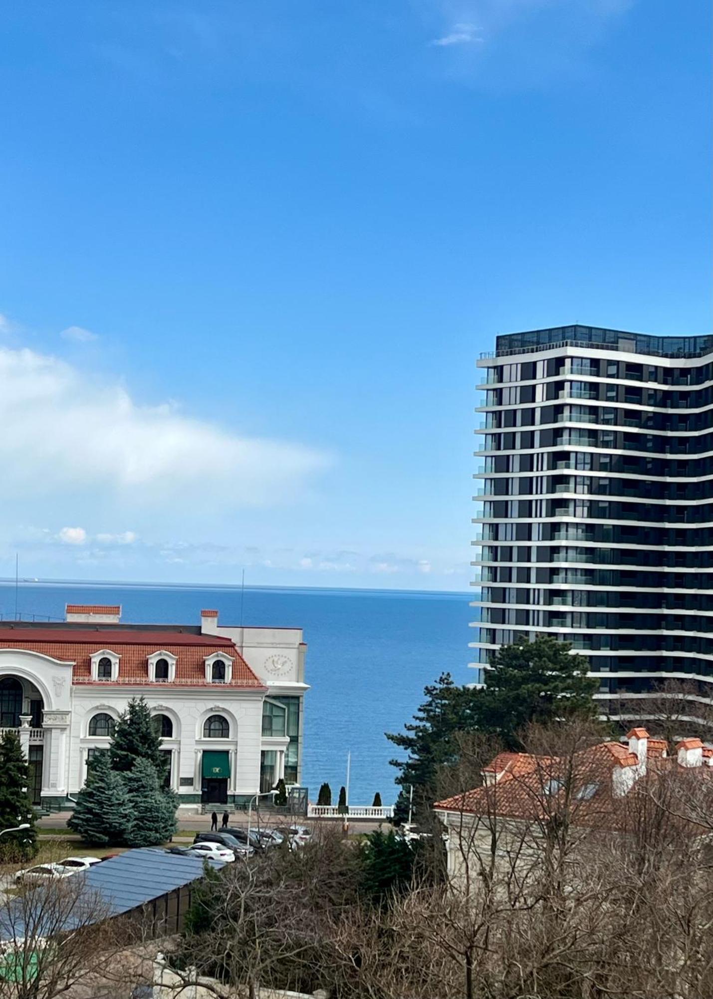 Спальня-Студия С Видом На Море И Парк Odesa Exterior foto